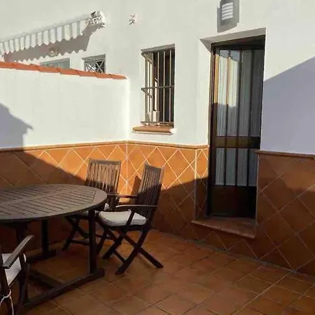 Vivienda Adosada A 150m De La Playa + Patio + Wifi * Tarifa